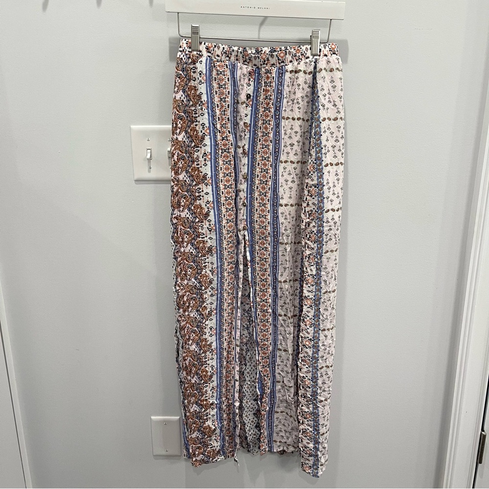 Francesca’s buttons Multicolor Aztec Patterned Sheet Maxi Skirt with Front Slit - Picture 9 of 10